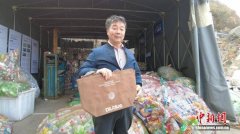 塑料渔网会把往来船只的螺旋桨缠住