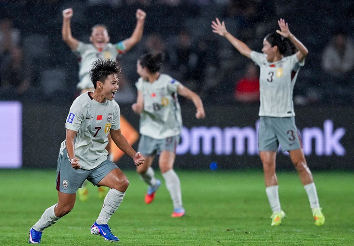 中国女足小组赛全胜晋级八强 剑指巴西世界杯席