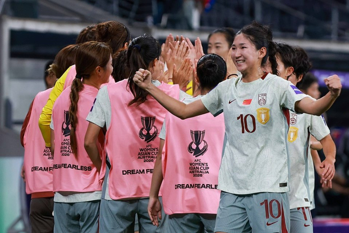 中国女足小组赛全胜晋级八强 剑指巴西世界杯席