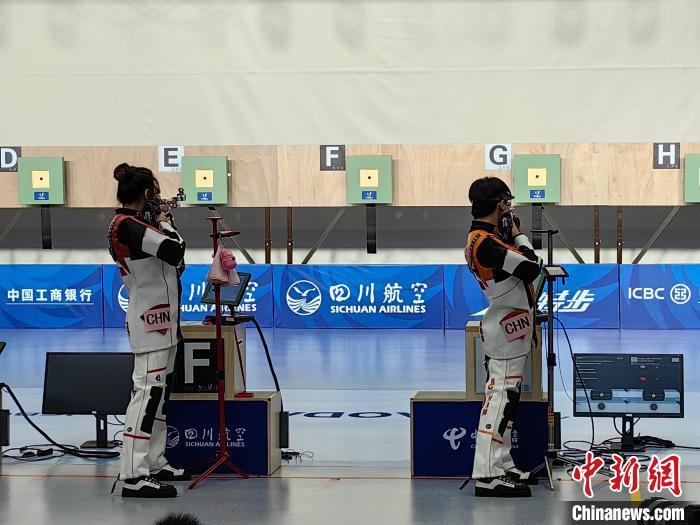 宋布寒张雨携手夺金 成都大运会射击混团赛惊险