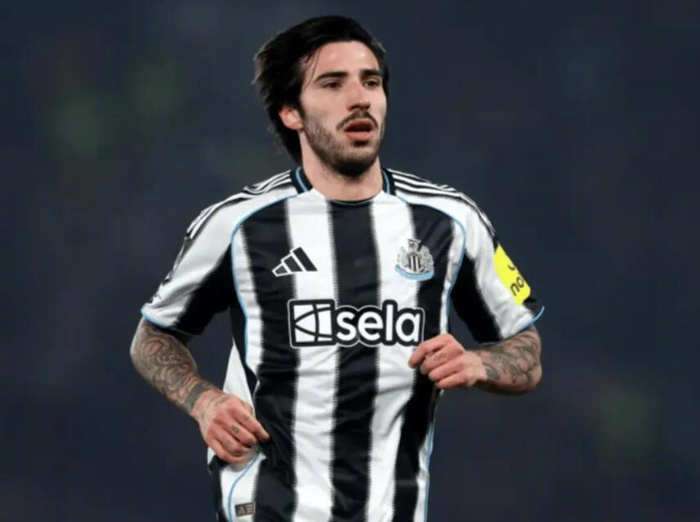 桑德罗-托纳利转会受阻意甲豪门难承高薪引热议