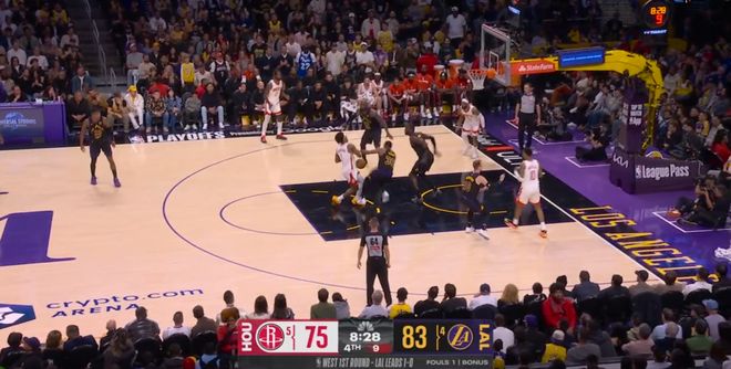 斯马特加盟湖人后与东契奇联手首战告捷