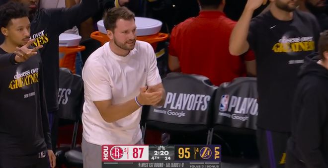 斯马特加盟湖人后与东契奇联手首战告捷