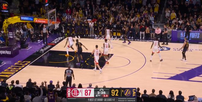 斯马特加盟湖人后与东契奇联手首战告捷