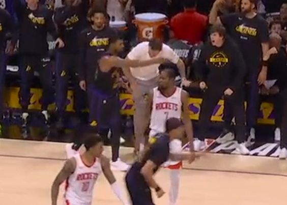 斯马特加盟湖人后与东契奇联手首战告捷