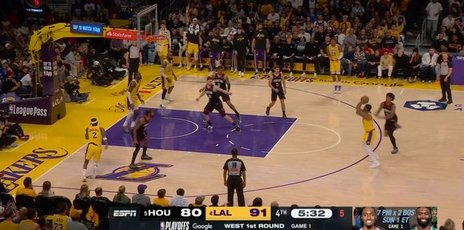 斯马特加盟湖人后与东契奇联手首战告捷